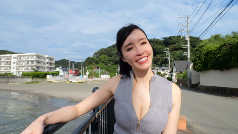 Hカップのイケてる女と2人っきりの丸一日とびっこ海デート 宇佐美すい